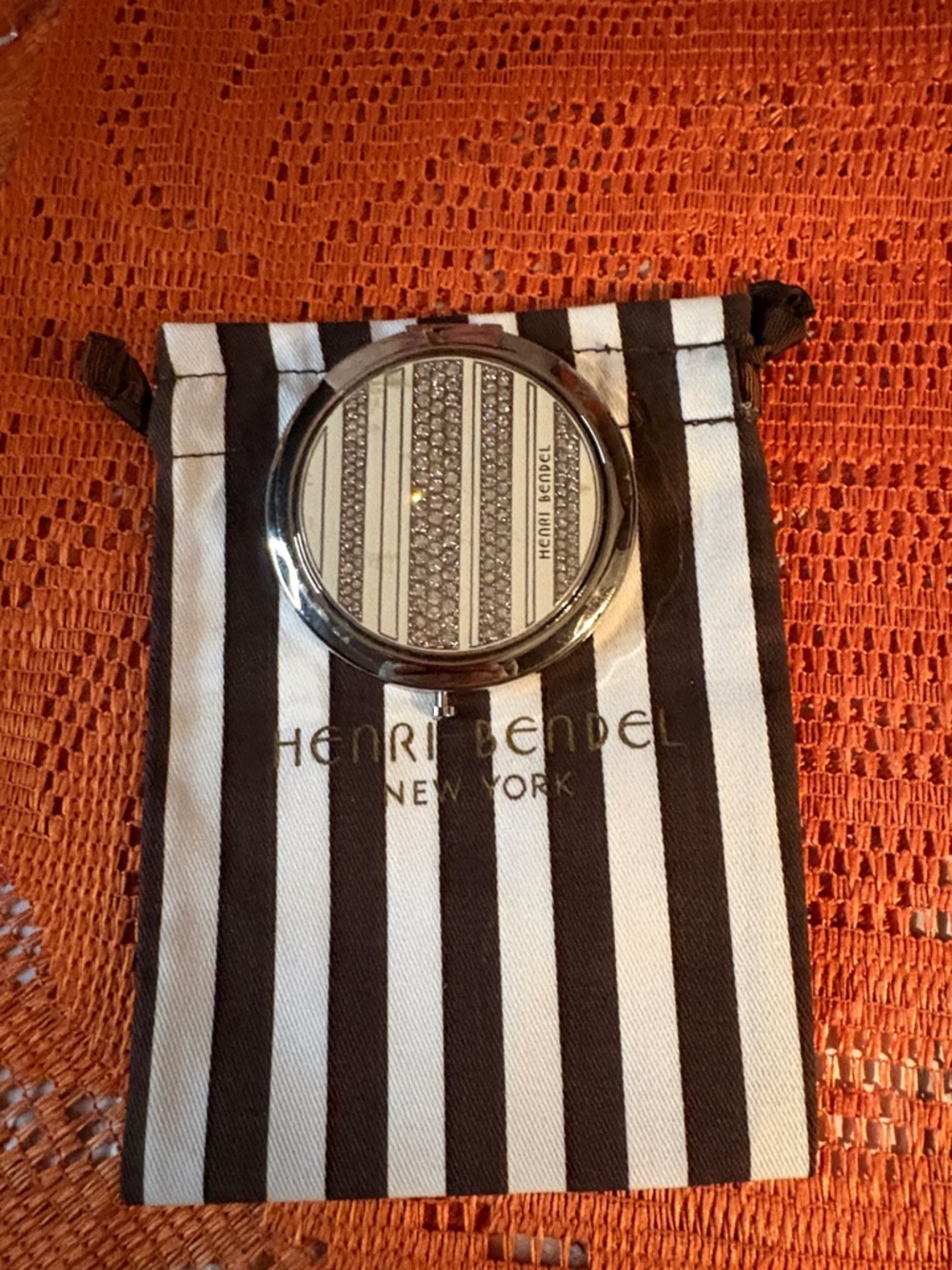 Henri Bendel Silver and Cream Crystal-Striped Compact Mirror with dusty NWT